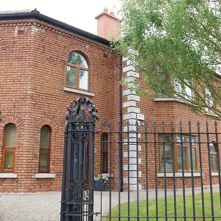 Town 2 Bedrooms Appartamento *