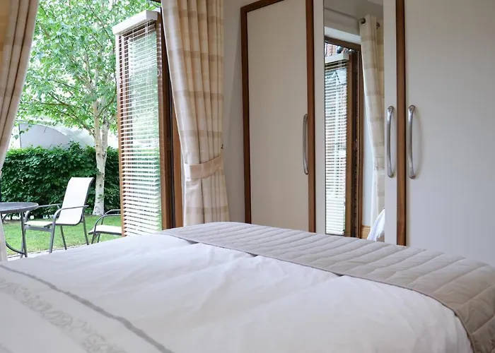 아파트 Town 2 Bedrooms *